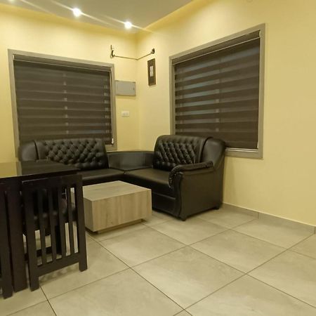 Sahara Suites Kochi Exterior foto