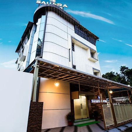 Sahara Suites Kochi Exterior foto