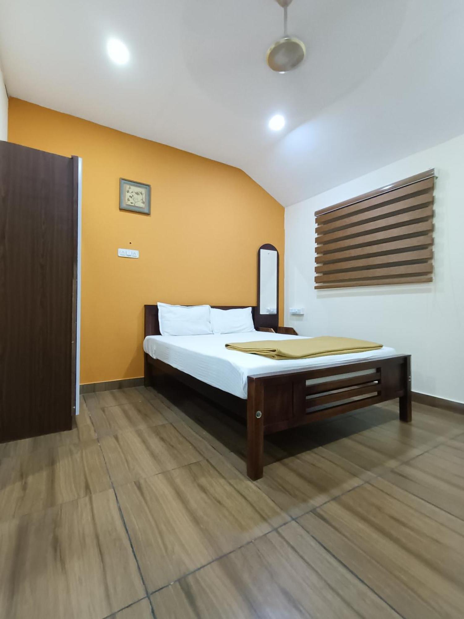 Sahara Suites Kochi Exterior foto