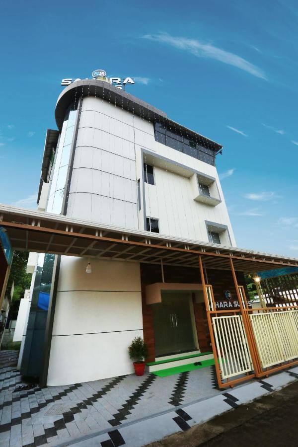Sahara Suites Kochi Exterior foto